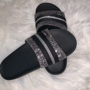 Victoria secret pink slides